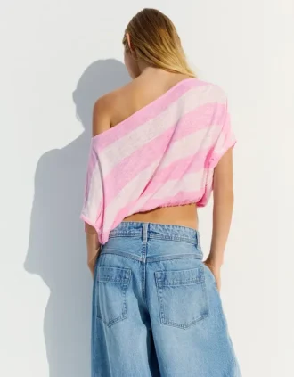 Asymmetrischer gestreifter Pullover