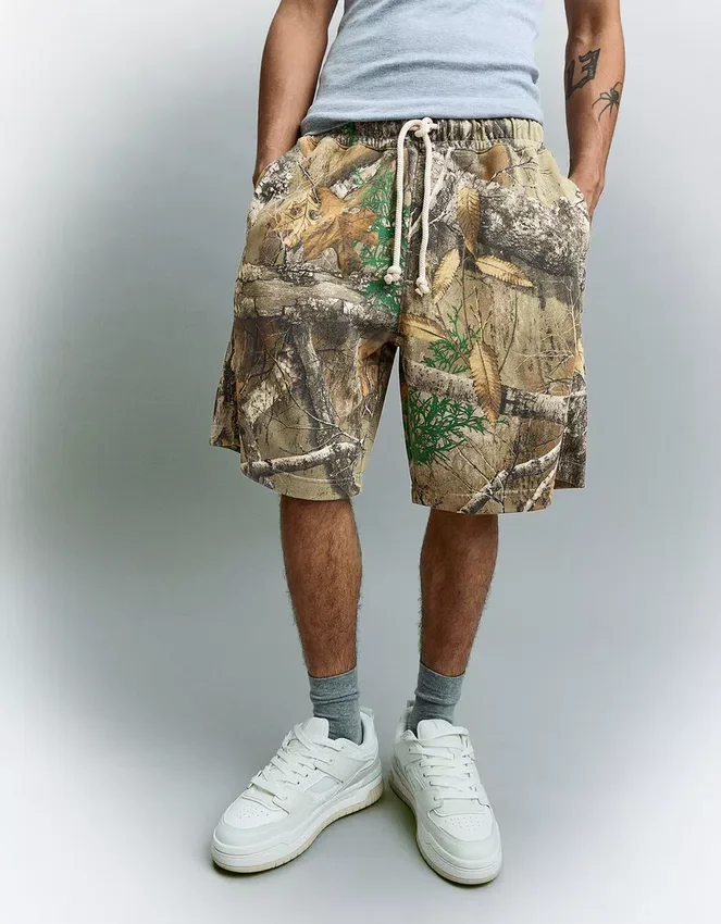 Bedruckte Bermudashorts in Boxy-Fit – Shorts und Jorts – Herren Bedruckte Bermudashorts in Boxy-Fit – Shorts und Jorts – Herren