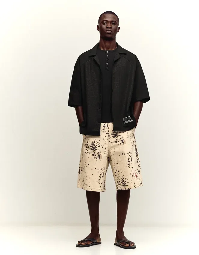 Bedruckte Bermudashorts mit weitem Bein – Herren Bedruckte Bermudashorts mit weitem Bein – Herren