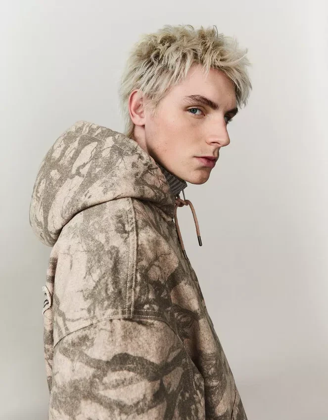 Bedruckte Kapuzenjacke – Jacken Bedruckte Kapuzenjacke – Jacken
