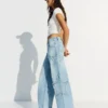 Boyfriend-Jeans mit niedriger Leibhöhe und Sternen