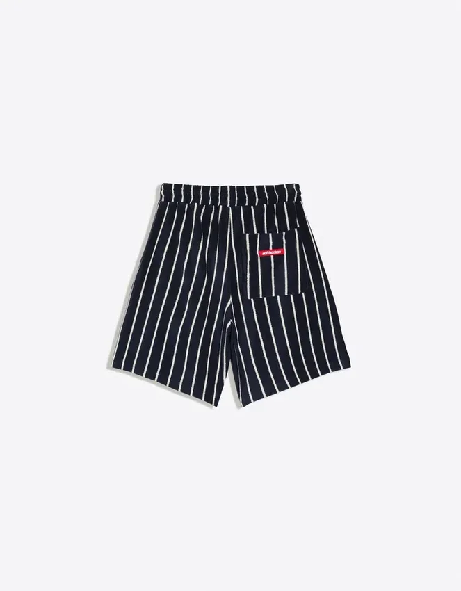 Gestreifte Bermudashorts im Handtuch-Look – Bershka Lovers Gestreifte Bermudashorts im Handtuch-Look – Bershka Lovers