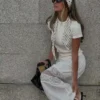 Hose mit tiefem Schritt und Spitze Hose mit tiefem Schritt und Spitze