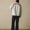 Jeans mit geradem Bein und ausgestelltem Saum – Jeans Jeans mit geradem Bein und ausgestelltem Saum – Jeans