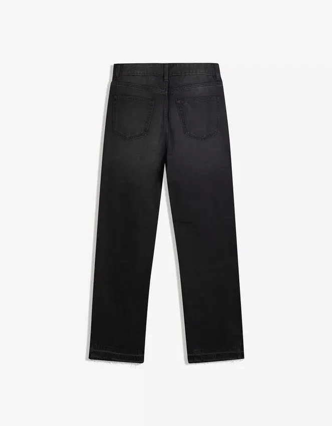 Jeans mit geradem Bein und ausgestelltem Saum – Jeans Jeans mit geradem Bein und ausgestelltem Saum – Jeans