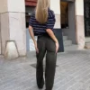 Jeans mit hoher Taille, Straight-Schnitt und Wide Leg – Hose Jeans mit hoher Taille, Straight-Schnitt und Wide Leg – Hose