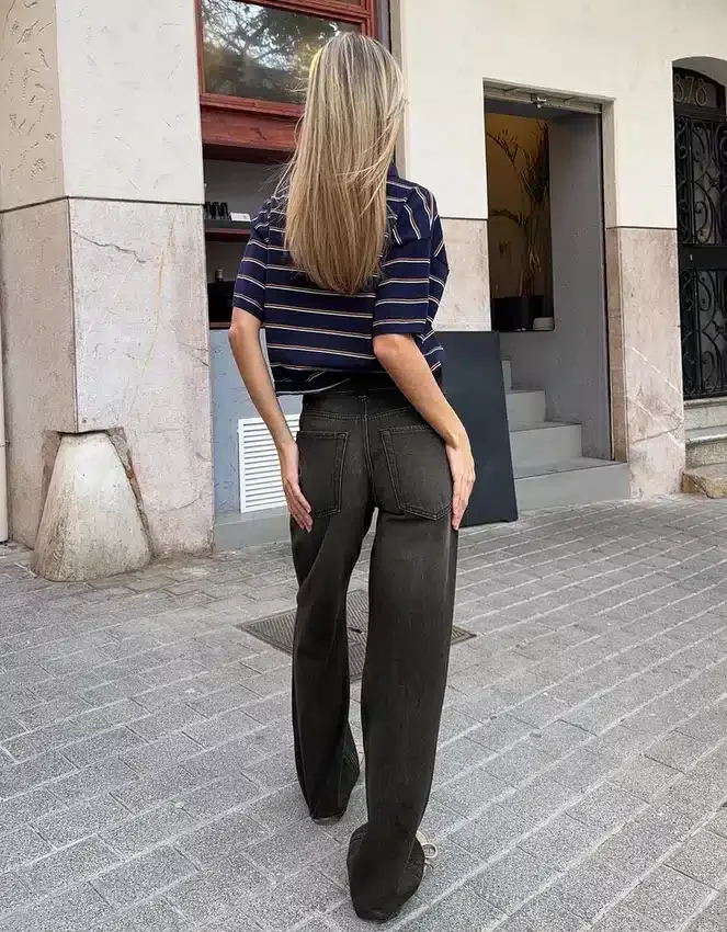 Jeans mit hoher Taille, Straight-Schnitt und Wide Leg – Hose Jeans mit hoher Taille, Straight-Schnitt und Wide Leg – Hose