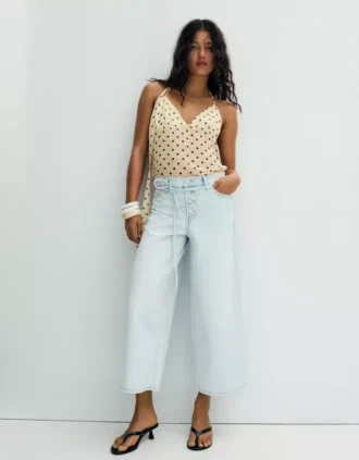 Jeans mit hoher Taille und Wide Leg-Bein Jeans mit hoher Taille und Wide Leg-Bein