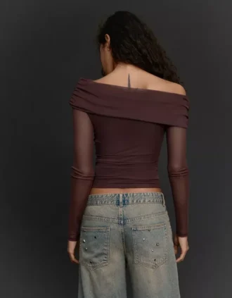 Langärmliges asymmetrisches Tüll-T-Shirt
