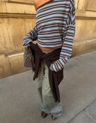 Boyfriend-Jeans mit Nieten und niedriger Leibhöhe