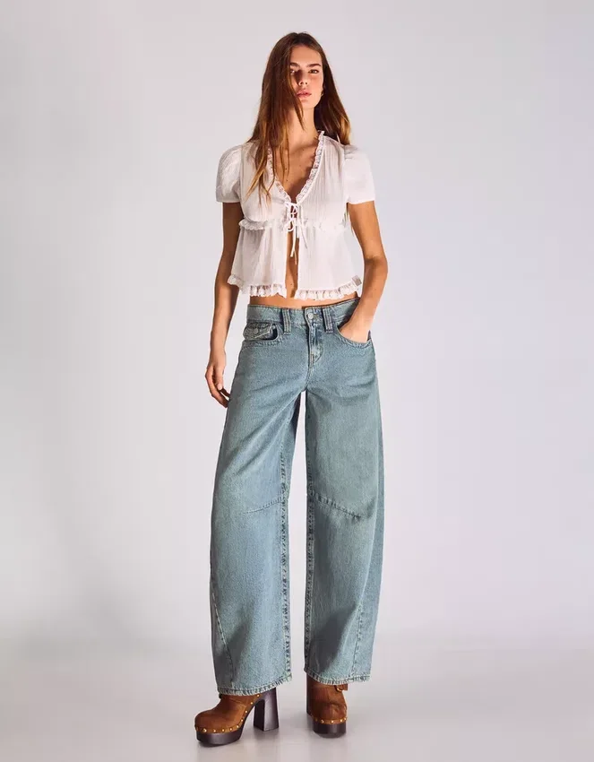 Low-Rise-Jeans mit lockerer Passform Low-Rise-Jeans mit lockerer Passform