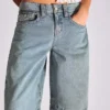 Low-Rise-Jeans mit lockerer Passform Low-Rise-Jeans mit lockerer Passform